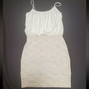 NWOT - White/Nude Lace Overlay Bodycon Dress - Size Large